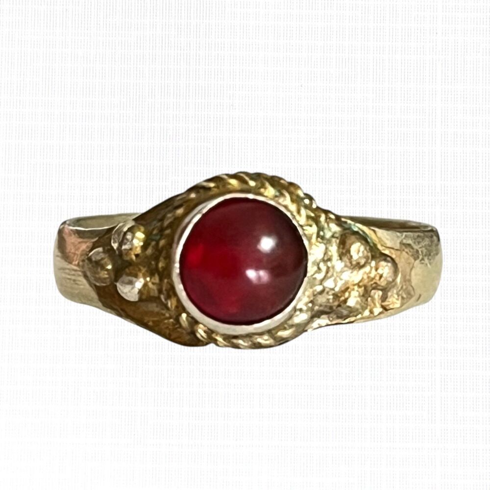 Vintage Handcrafted Ring Gold Tone Round Red Cabochon Stone Bezel 3mm Band Sz 6